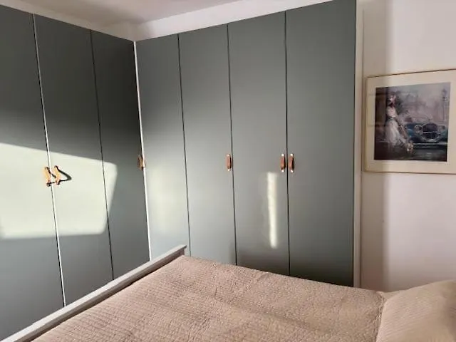 Pretty Sea View Апартаменты