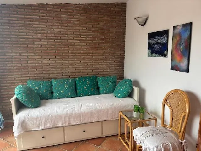 Pretty Sea View Апартаменты *