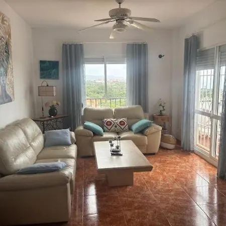 Pretty Sea View Daire